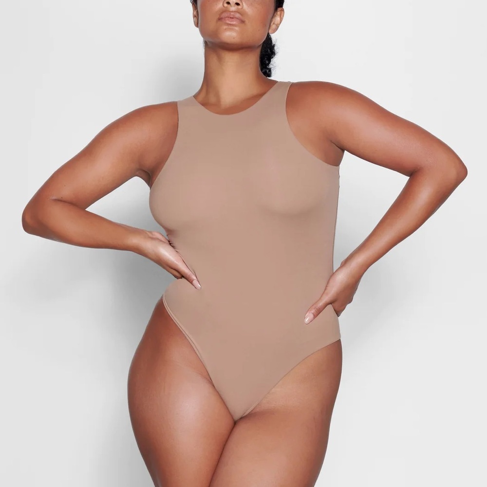 SKIMS Fits Everybody‎ High Neck Bodysuit Sienna NWT